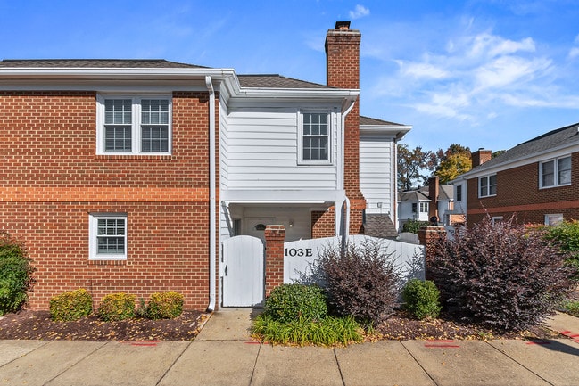 Building Photo - 103 Turnbridge Ln