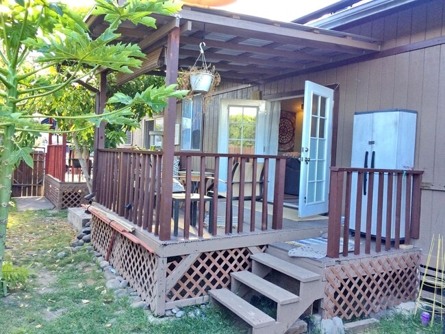 Building Photo - Remodeled Furnished 2 bed / 2 Bath Ohana in Waiehu - Includes Most Utilities
