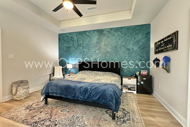 Building Photo - 4601 Jayhawk Dr