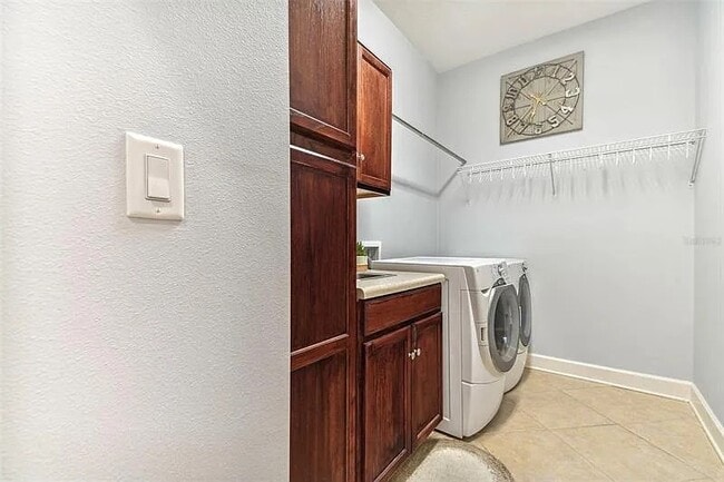 Building Photo - 2585 Cortenova Ct