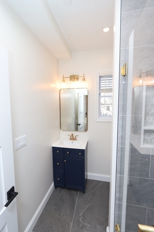 Building Photo - 14-16-16 Harriet St