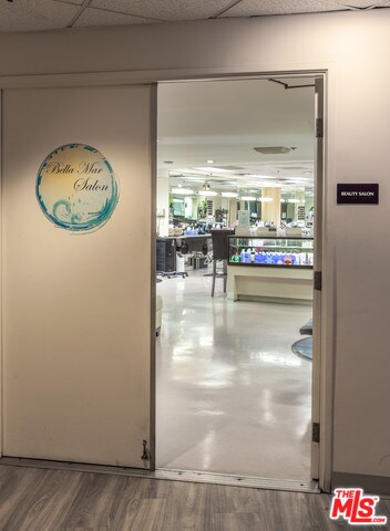 Building Photo - 4314 Marina City Dr