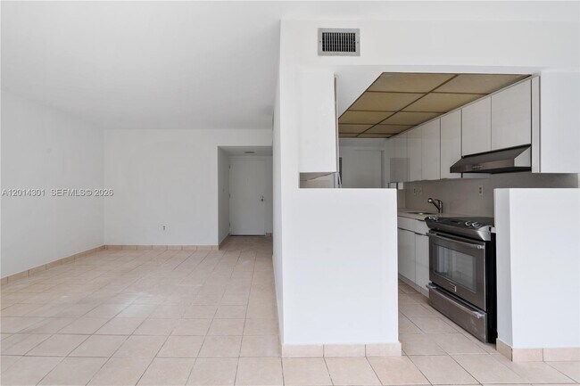 Building Photo - 9390 W Flagler St