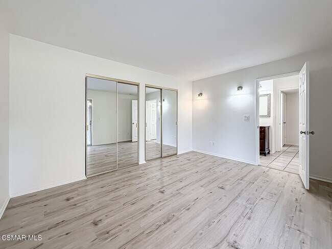 Building Photo - 4150 Lake Harbor Ln