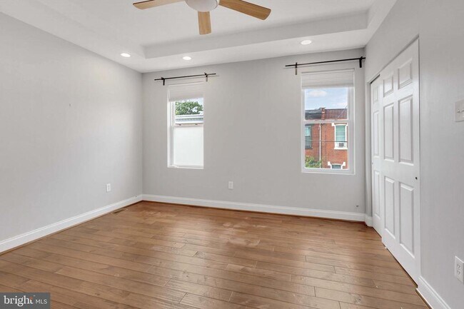 Building Photo - 1525 S 19th St