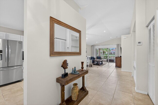 Building Photo - 5008 Elpine Way