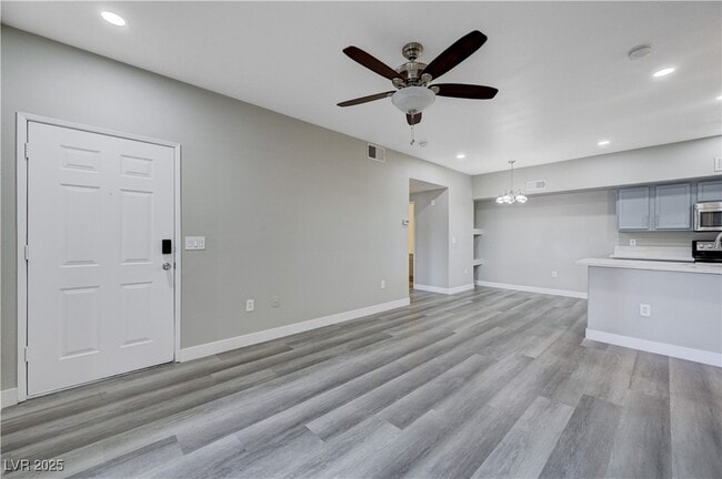 Building Photo - 2615 W Gary Ave