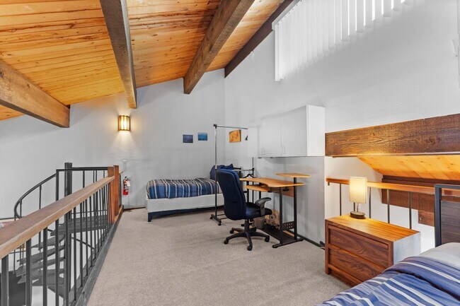 Building Photo - SKI LEASE:  Townhome near Northstar, Sleep...