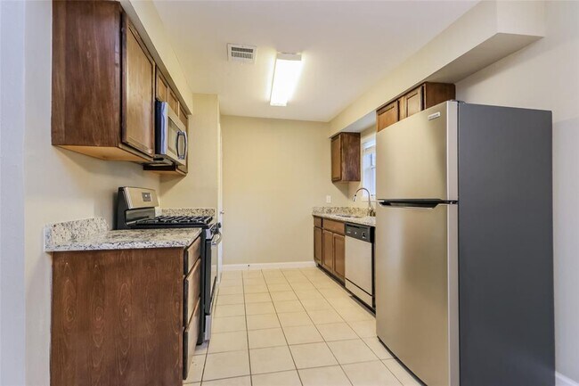 Building Photo - 3211 Gary Ln