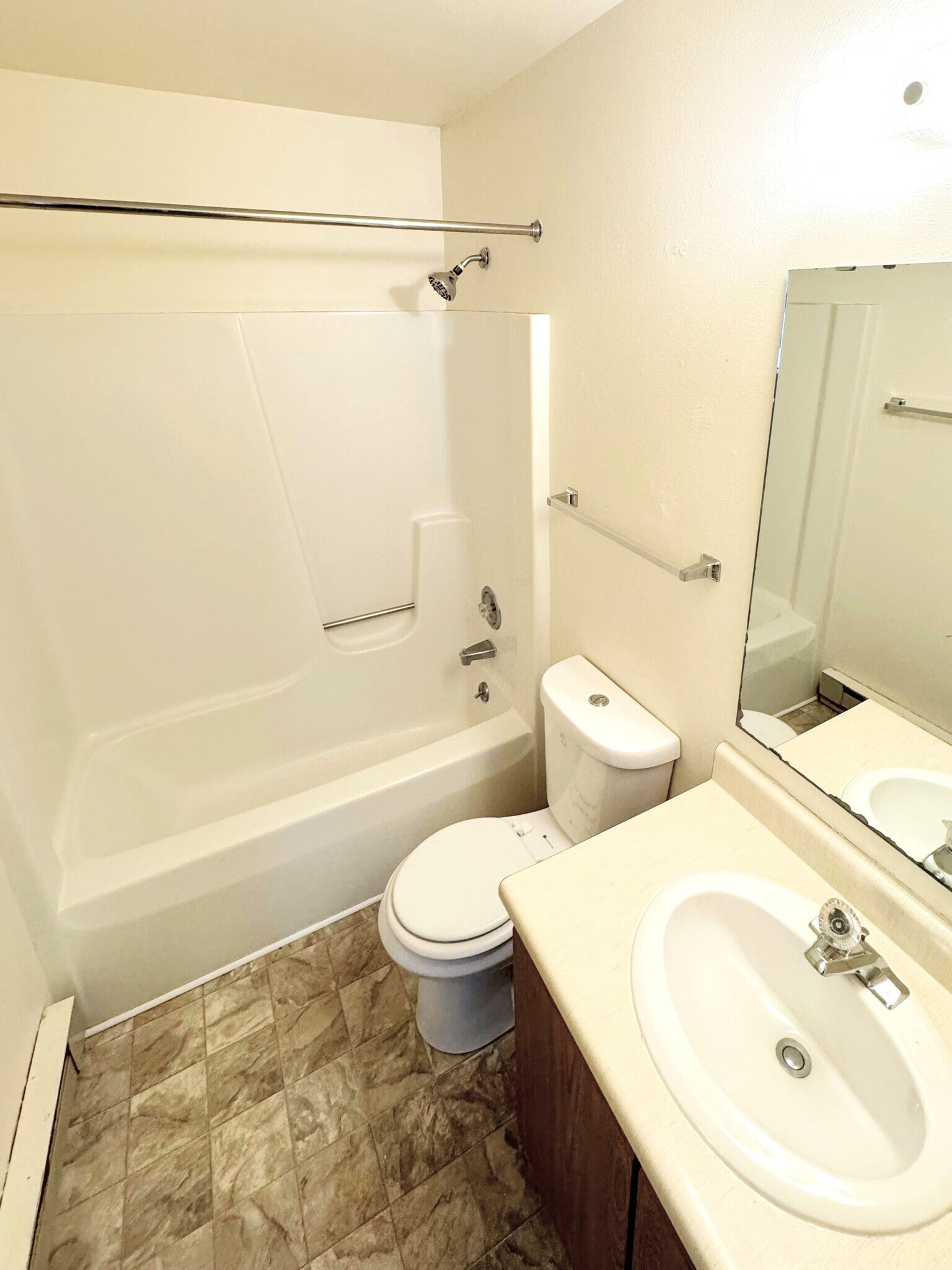 Building Photo - 6740 Jacobs Way