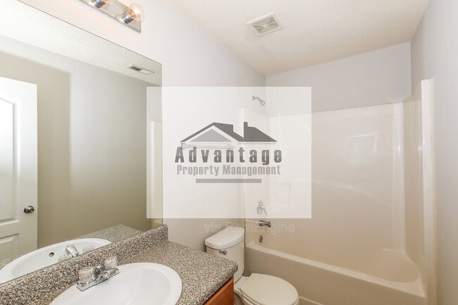 Building Photo - 107 Bagby Ct