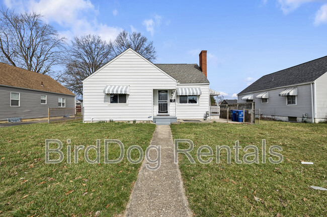 Primary Photo - 1914 Vaughn St