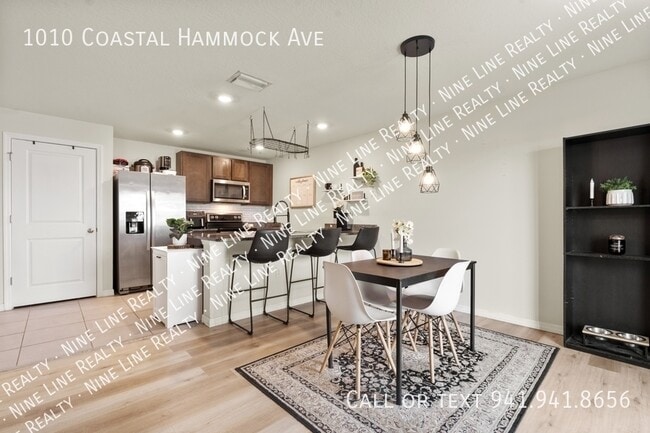 Building Photo - 1010 Coastal Hammock Ave