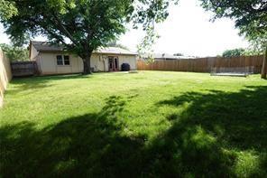 Building Photo - 7021 Greenview Cir N
