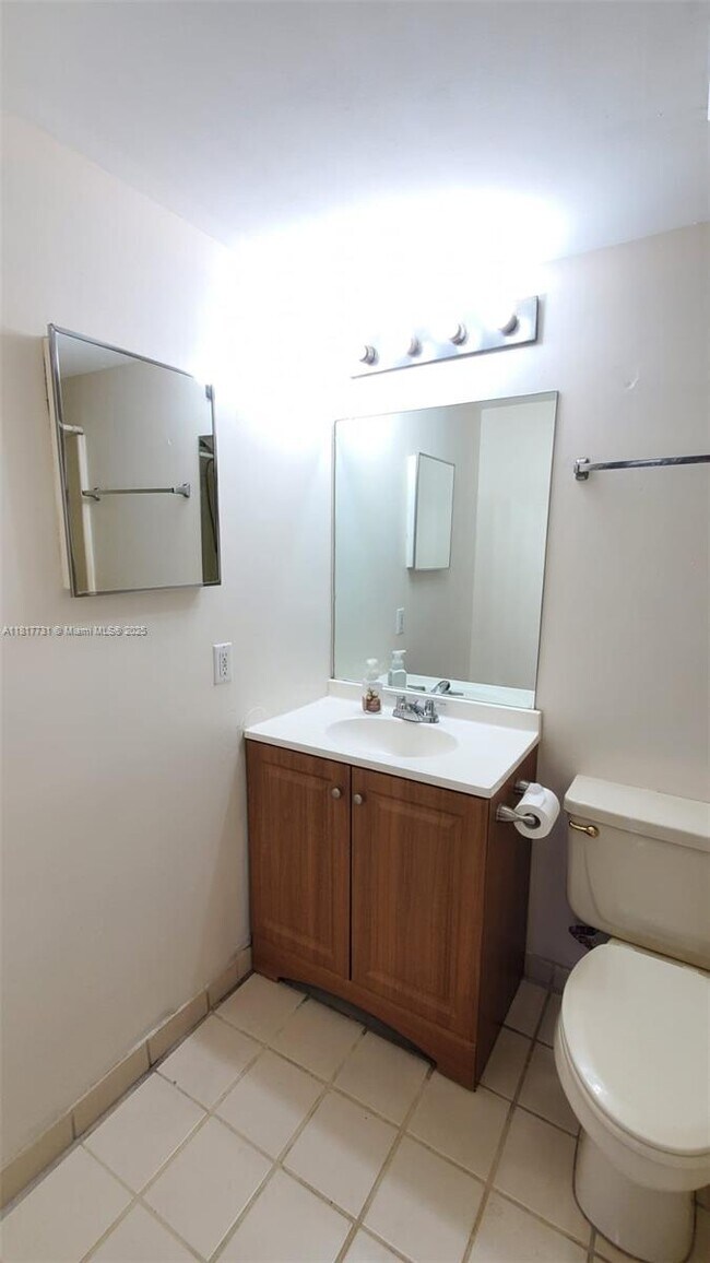 Building Photo - 3610 N 56th Ave