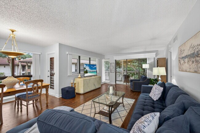 Building Photo - 134 Brackenwood Rd