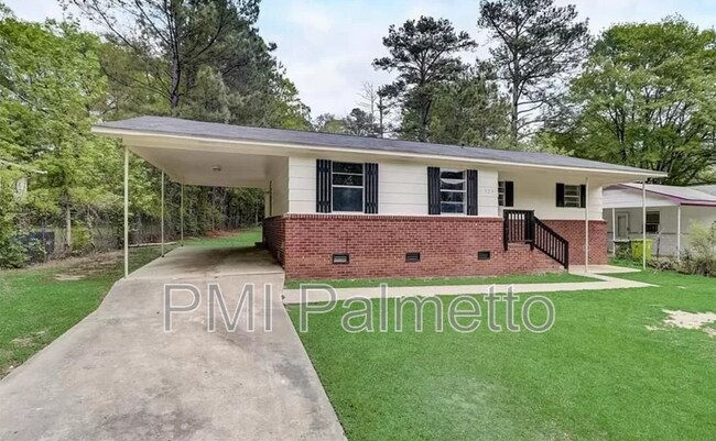 Building Photo - 329 Saddlefield Rd