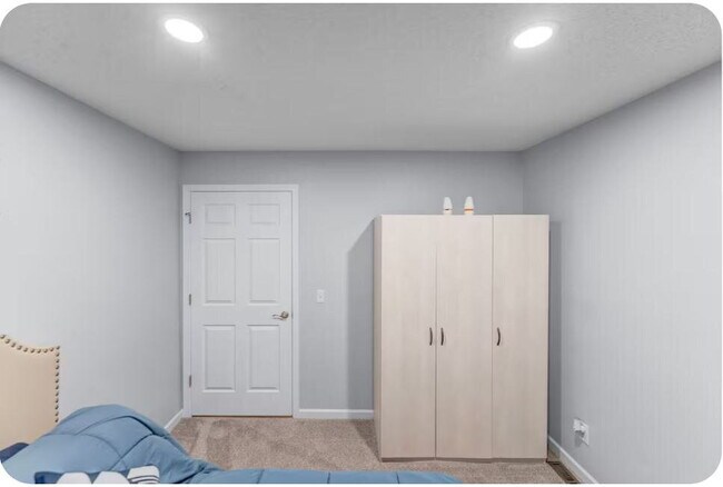 Building Photo - Furnished 1-Bedroom Apartment with Private Entrance and Free Laundry