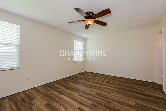 Building Photo - 3832 Irish Setter Dr