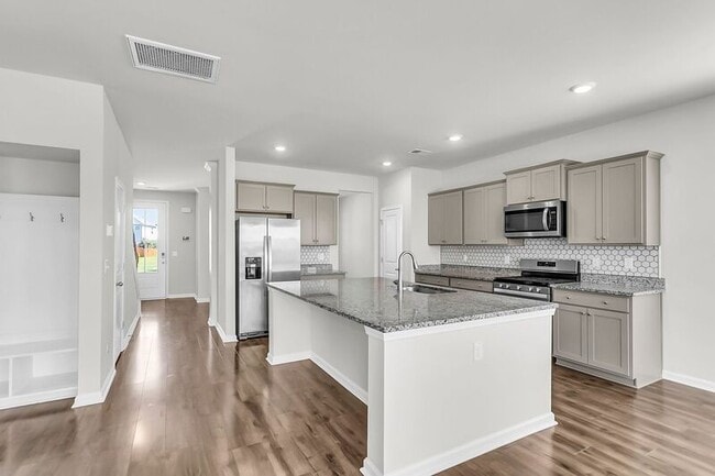 Building Photo - 425 Ribiero Dr