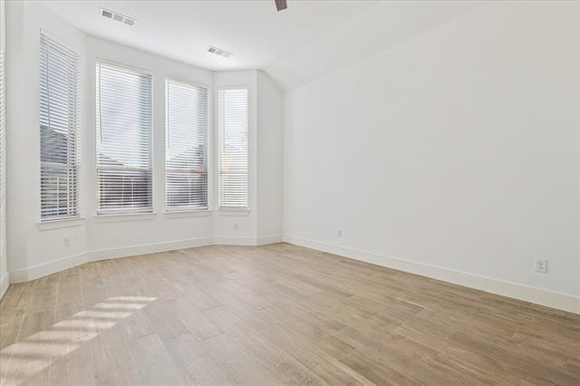 Building Photo - 1713 Snowdrop Dr