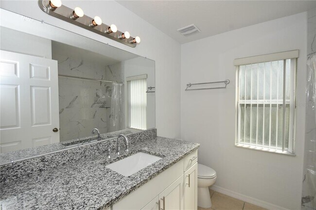 Building Photo - 12 Pierce Ln