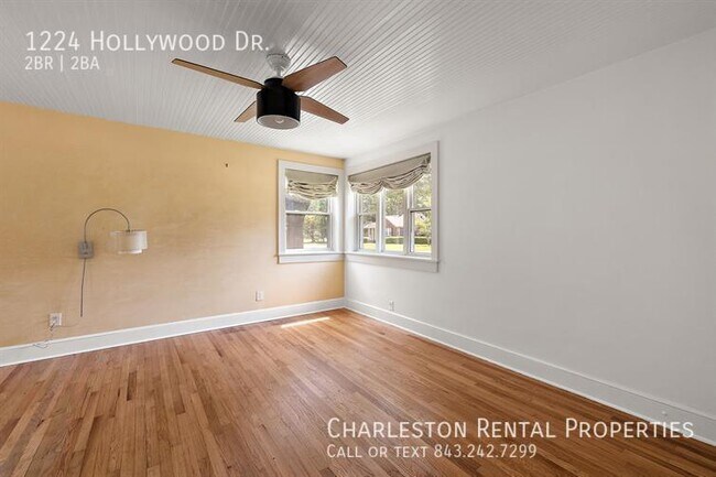 Building Photo - 1224 Hollywood Dr