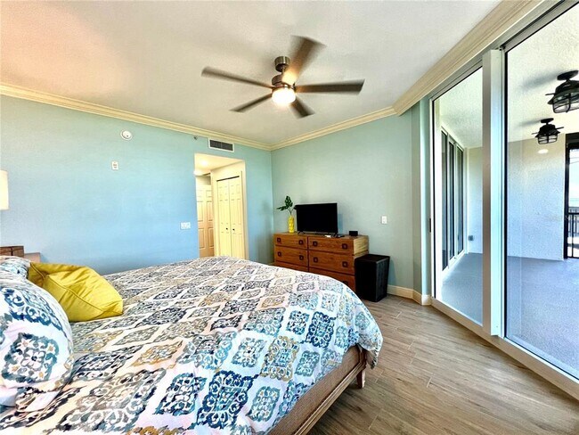 Building Photo - 3321 Sunset Key Cir