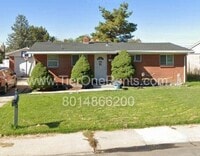 Building Photo - **MOVE IN SPECIAL** $500 off first month's rent!!