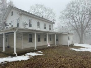 Building Photo - 1127 Mill St