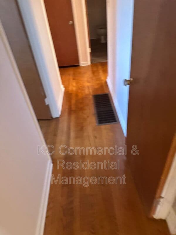 Building Photo - 11508 E 51 St S