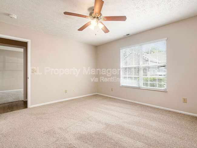 Building Photo - 1241 Villa Oaks Ct