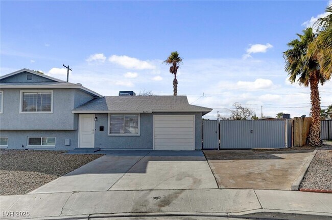 Building Photo - 6121 Edgewood Cir