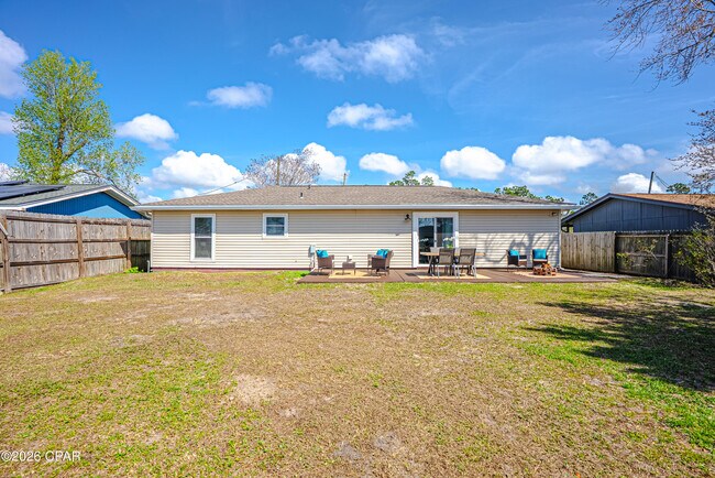 Building Photo - 3015 Stanford Rd