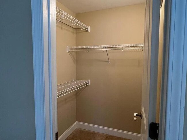 Building Photo - 308 Marquis Ct
