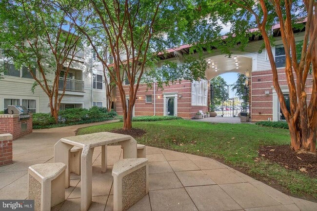 Building Photo - 9490 Virginia Center Blvd