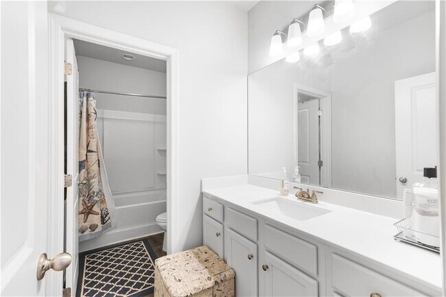 Building Photo - 3170 Andover Trl