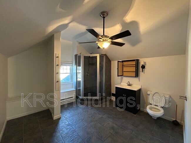 Building Photo - 35 Westover Rd