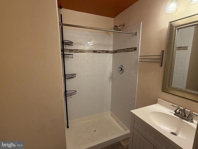 Building Photo - 13480 Foxlease Ct