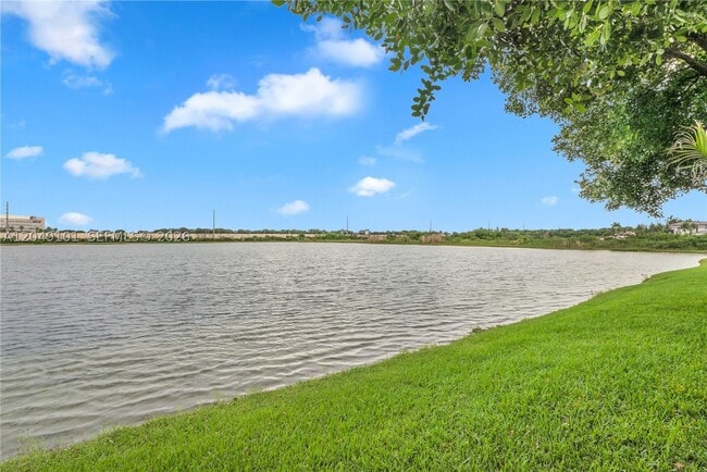 Building Photo - 4015 SW 156th Ave
