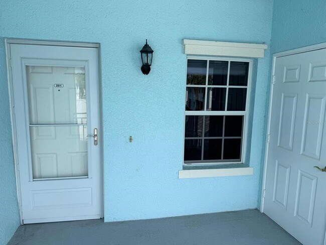 Building Photo - 5764 Sabal Trace Dr