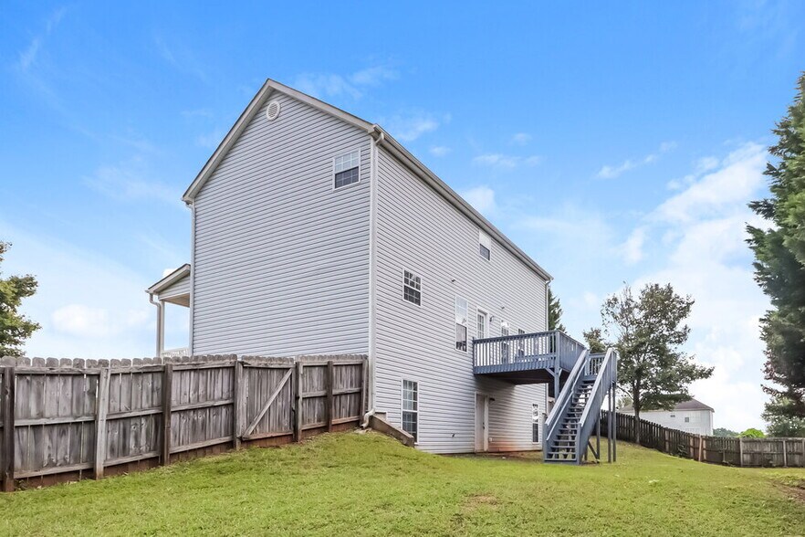 Building Photo - 3510 Kellys Ct