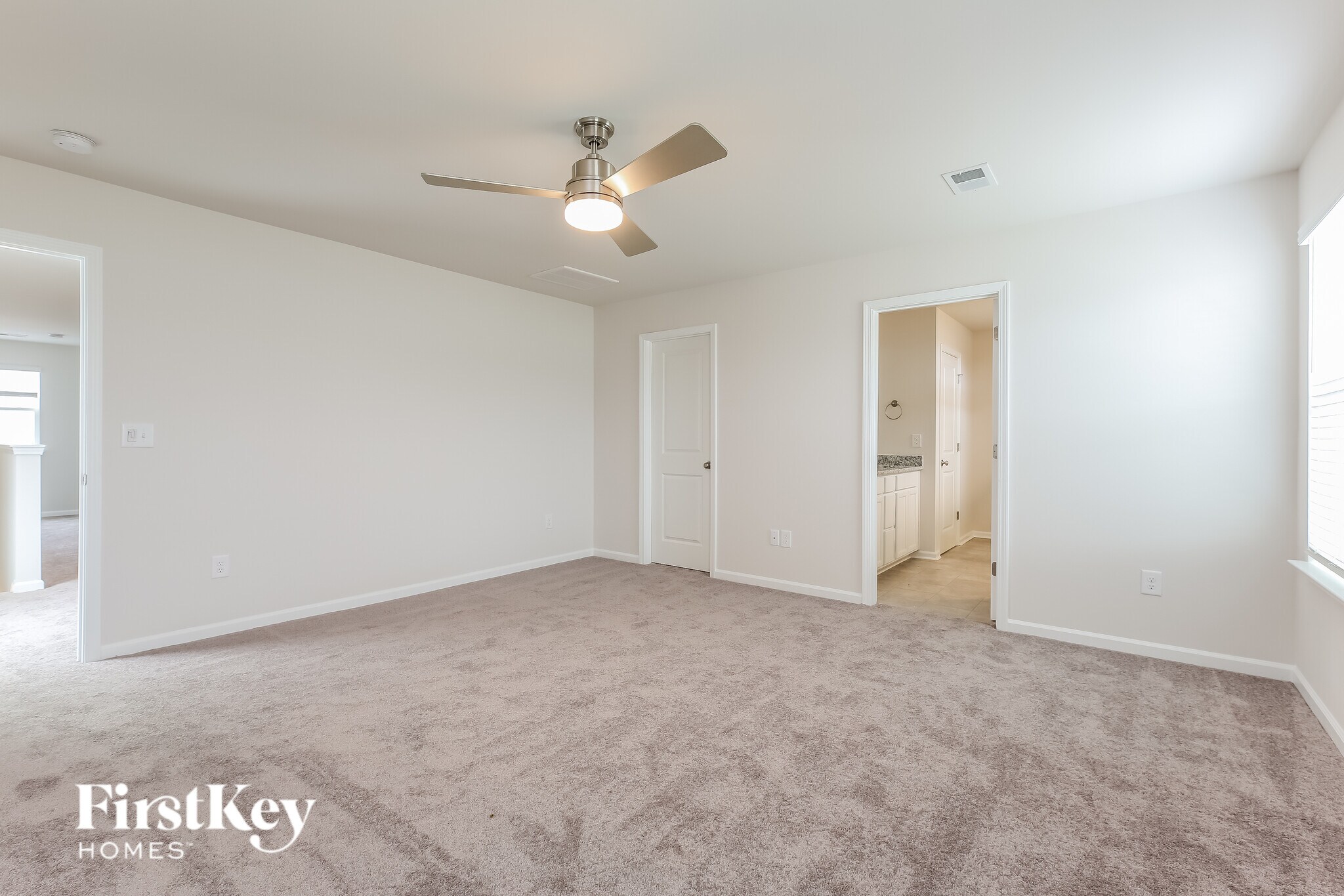 Building Photo - 1002 Mission Hill Ln