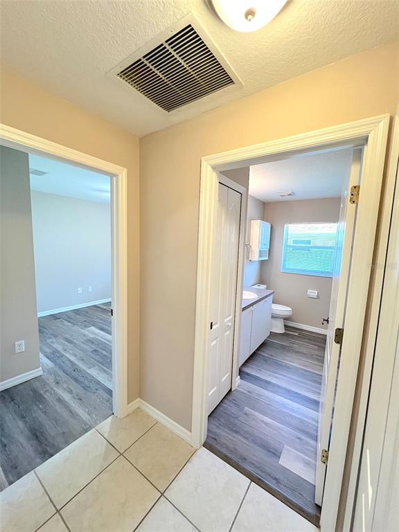 Building Photo - 47 Wellwood Ln