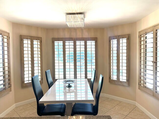 Building Photo - 76961 Sheffield Ct