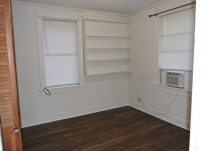 Building Photo - Great home near LSU Lakes