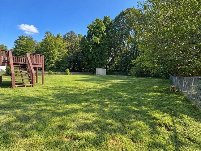 Building Photo - 154 Camden Woods Dr