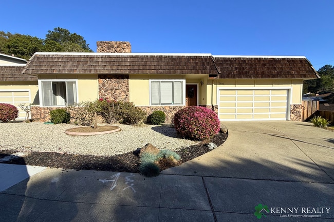 Building Photo - Updated 3 Bedroom, 2 Bathroom in Laurelwood Neighborhood San Mateo