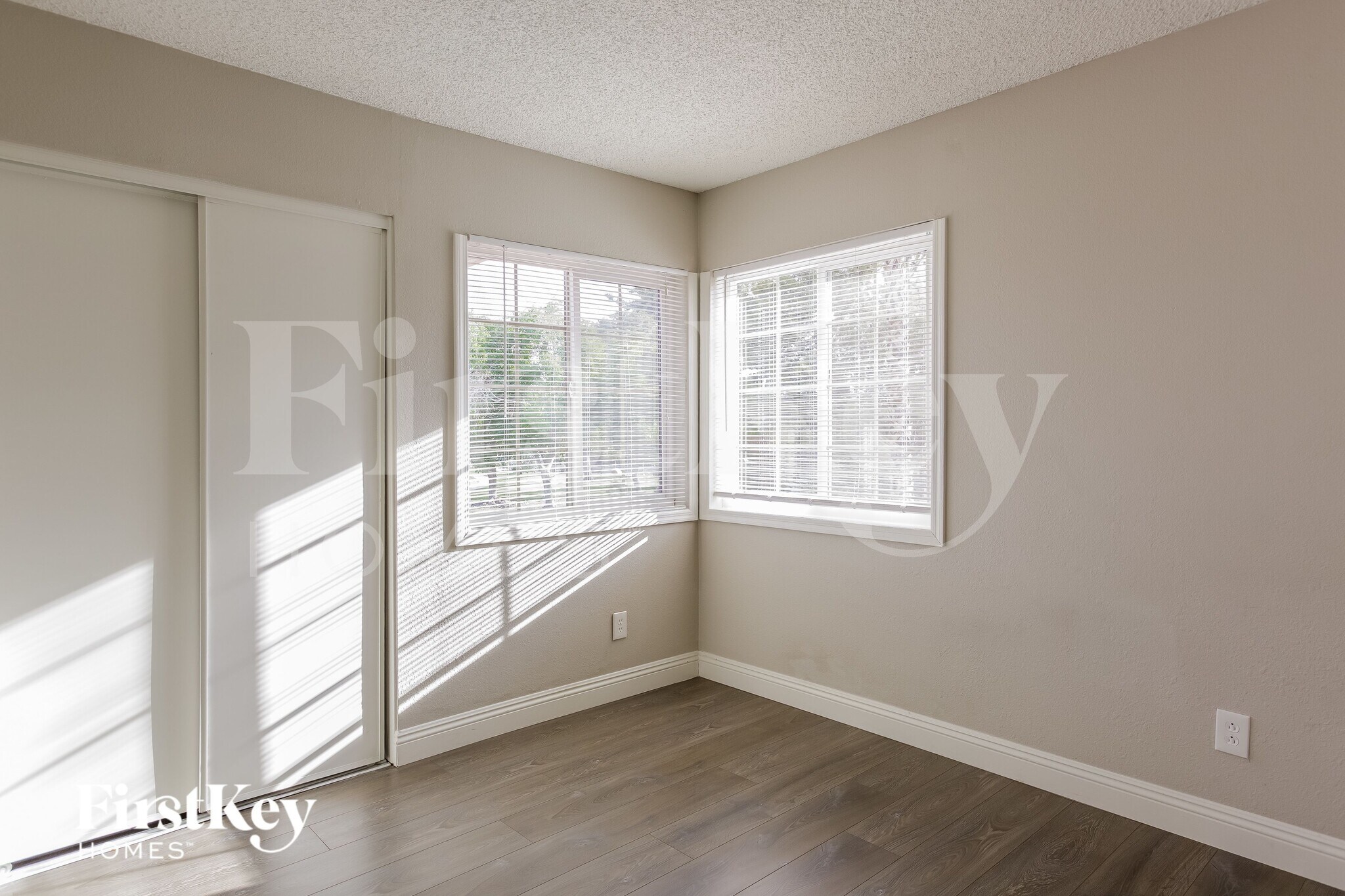 Building Photo - 4317 Newcastle Rd