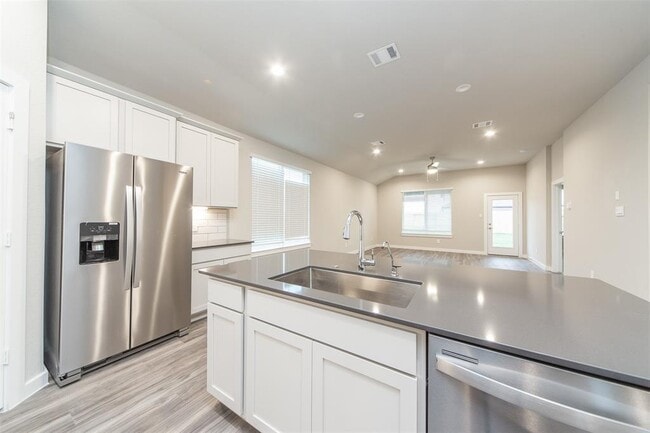 Building Photo - 22503 Cappella Vlg Ln